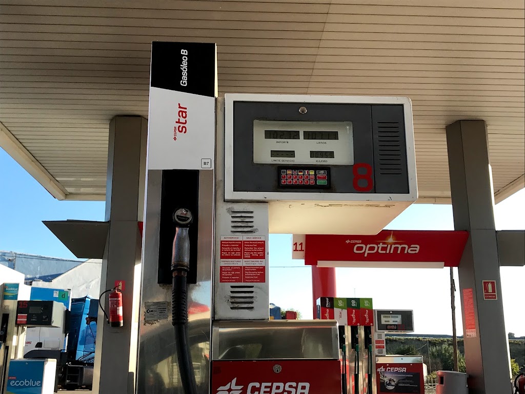 Estacion de servicio Cepsa — Exterior