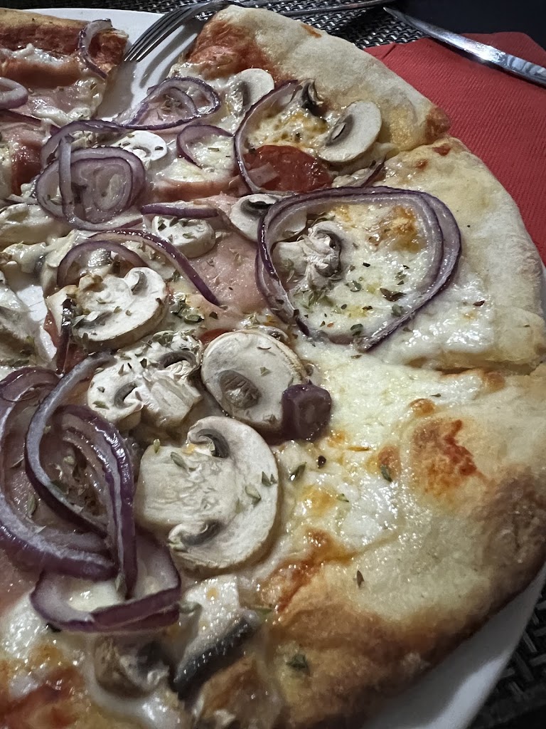 Restaurante Piccolina — Pizza