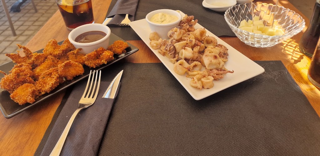 Villa Maria — Comida y bebida