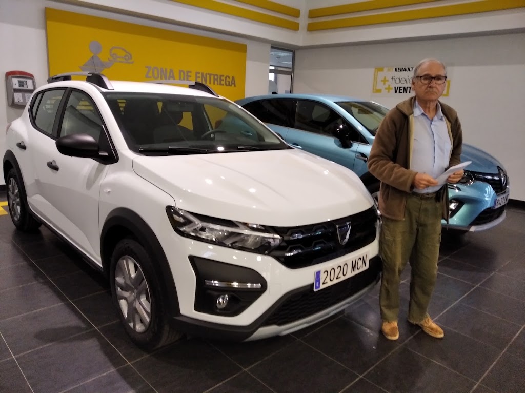 Dacia Linares Japemasa — Interior
