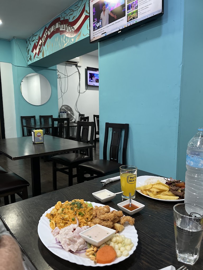 Sabor Peruano — Comida y bebida