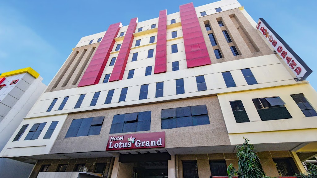 Fabhotel L Grand Hotel In Secunderabad
