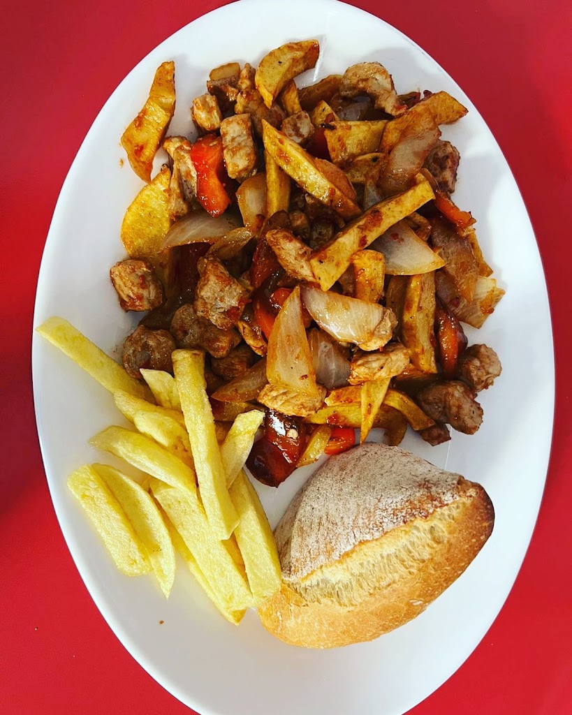 Bar Cafeteria Papin, HNOS. Sosa Nuez — Comida y bebida