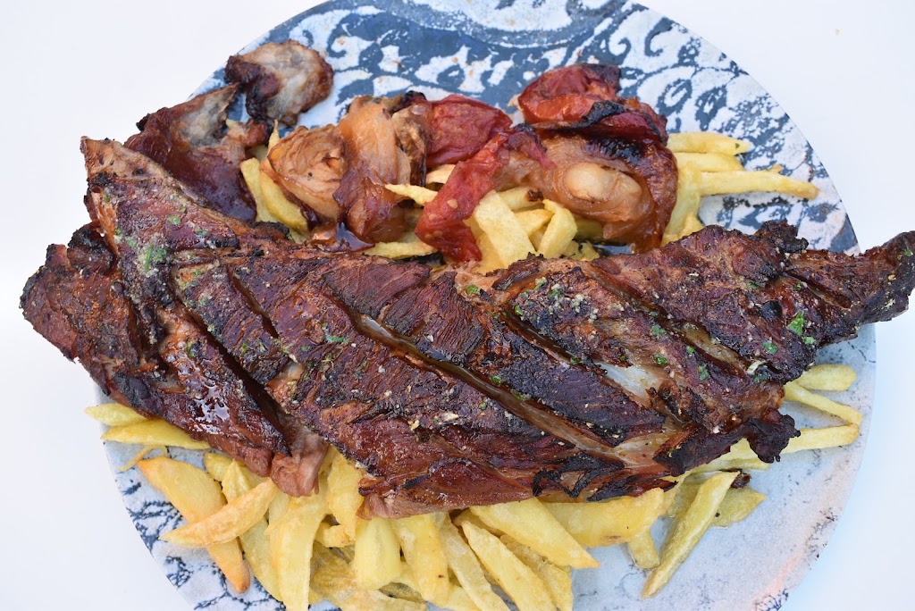 Bar Restaurante La Paloma - Alcorcon — Comida y bebida