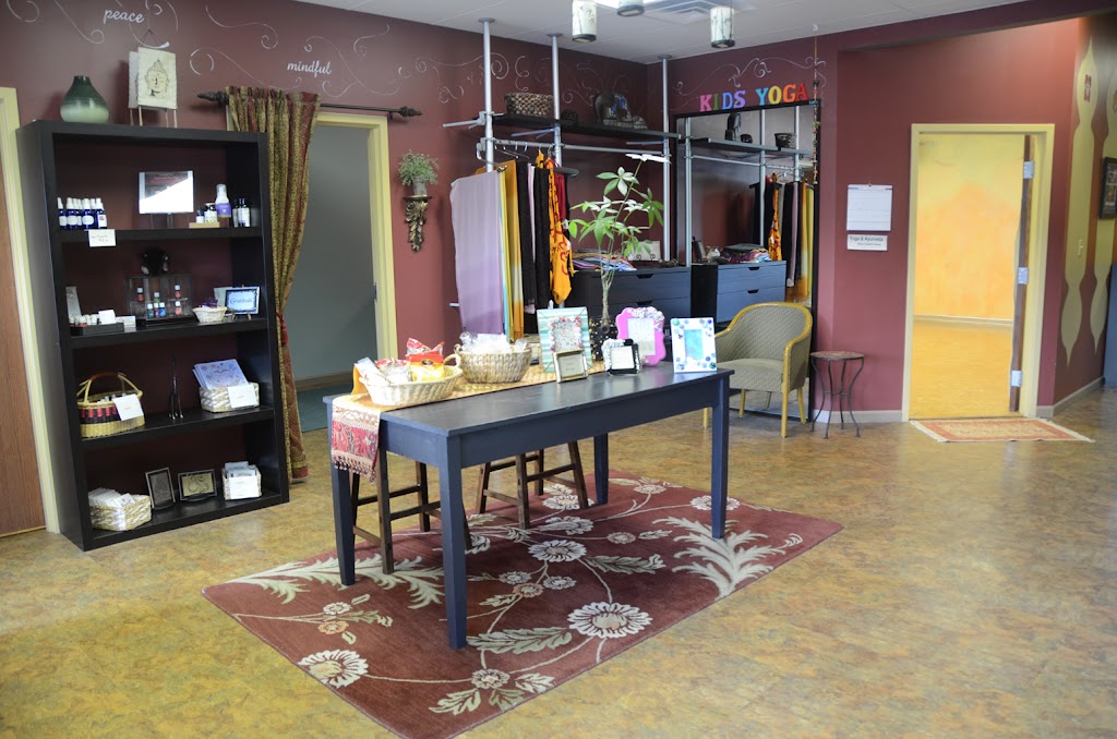  Universal Spirit Yoga