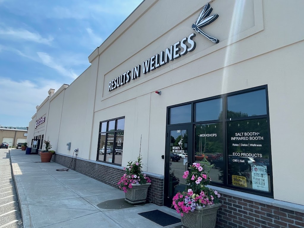 Massage therapist in Westfield