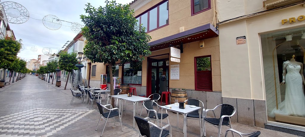 Al Paso Cafeteria — Ambiente