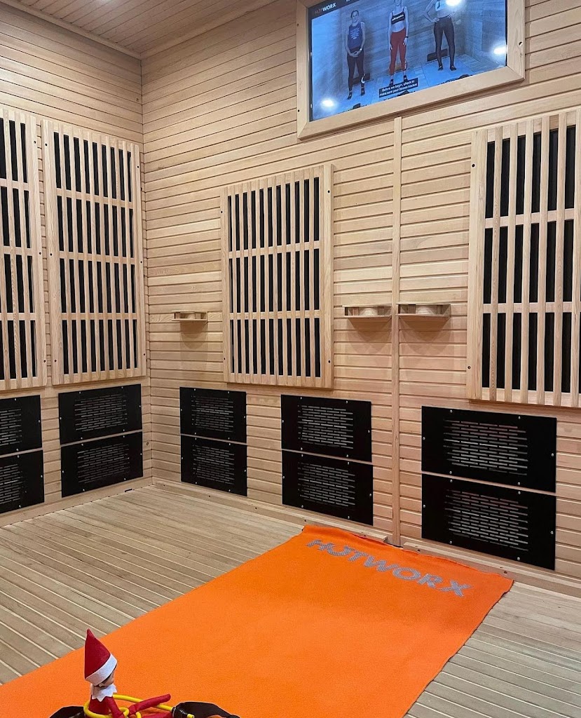  HOTWORX - Maple Grove, MN - The Grove