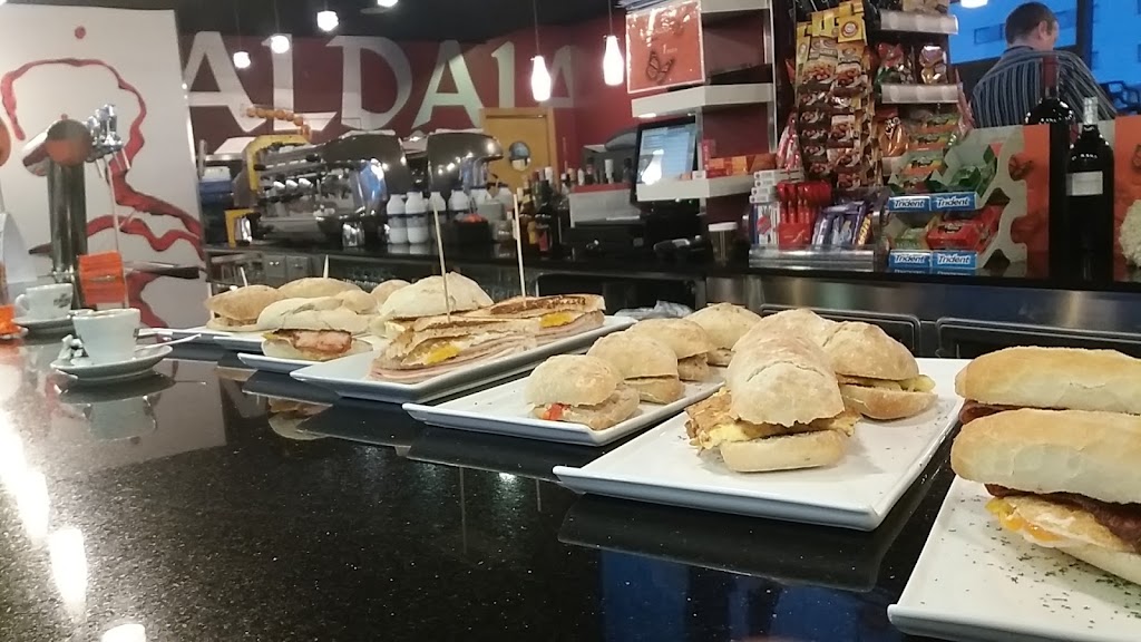 Cafeteria Aldaia Restaurante — Ambiente
