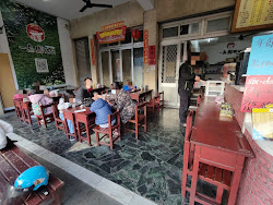 644fb40458bede739e0a478a 的照片