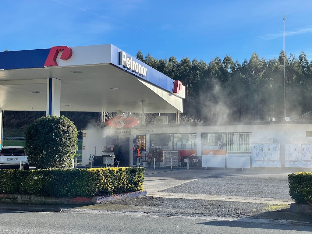 Estacion de Servicio Petronor - Repsol