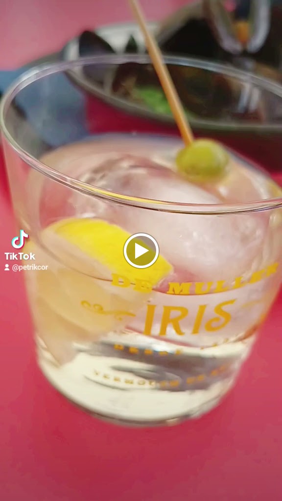 Restaurant Peixateries — Videos
