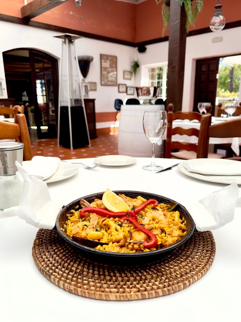 Restaurante La Rusticana — Comida y bebida
