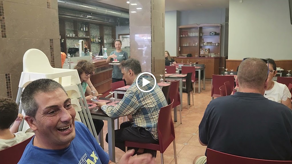 Restaurante Pizzeria Llamarada — Videos