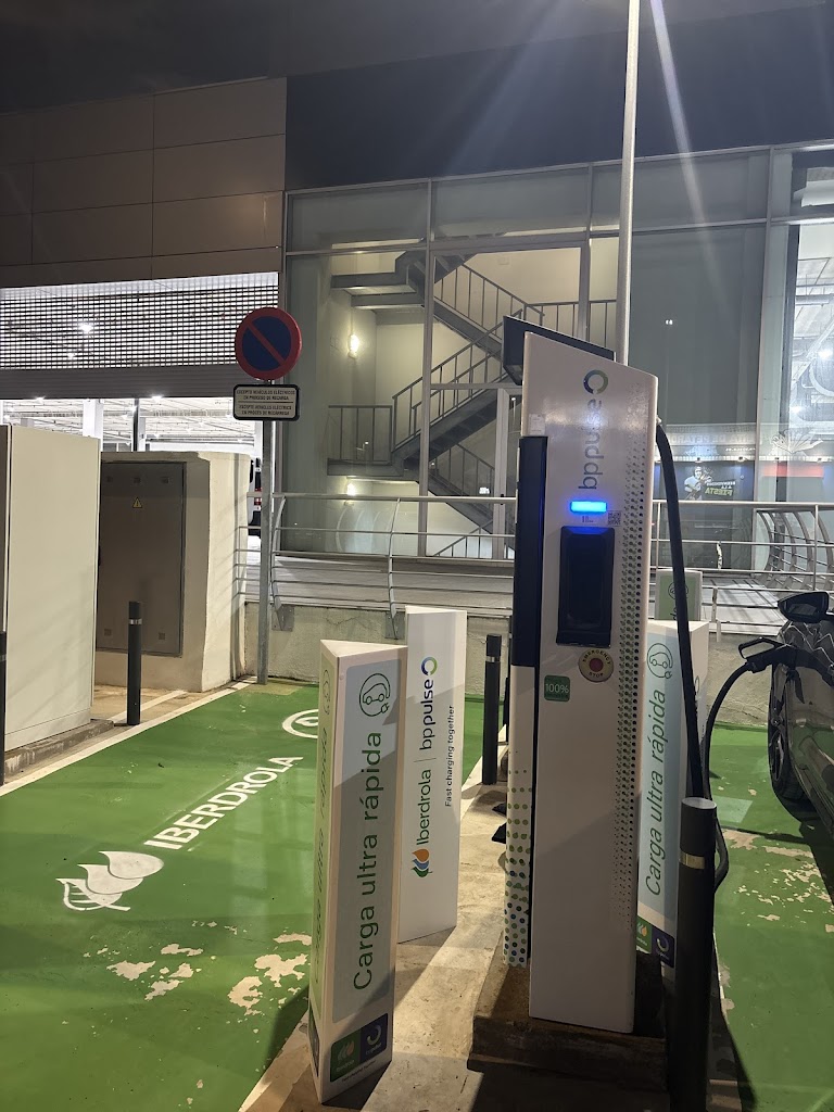 Punto de carga Iberdrola | bp pulse