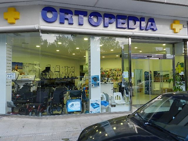 ORTOPEDIA TECNICA GILAR HELLIN. CENTRO AUDITIVO CALLE HOSPITAL HELLIN