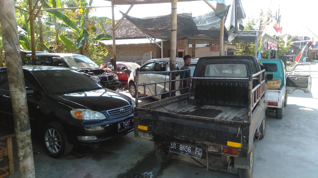 Bengkel mobil maju makmur (Maskun)