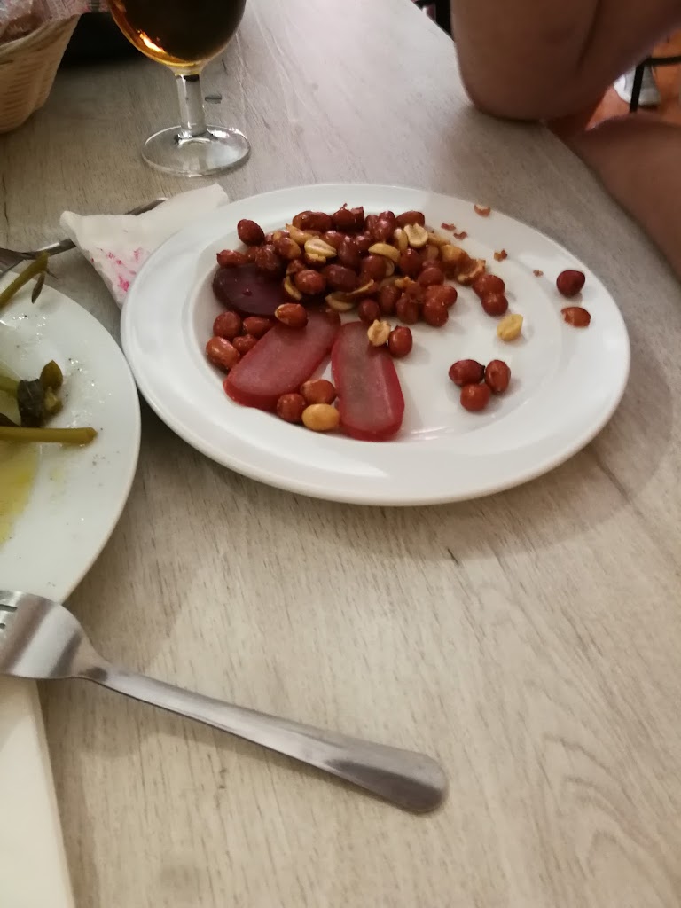 Bar Lagarto — Comida y bebida
