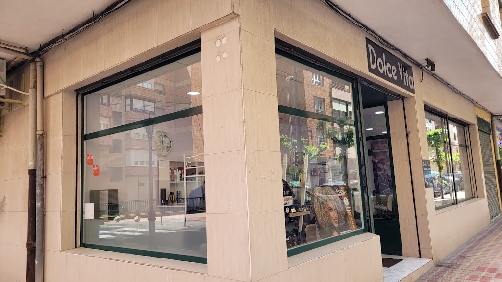 Dolce Vita Peluqueria & Estetica — Exterior
