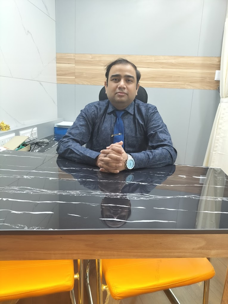 Dr. Dr Pranesh Puri Cardiologist In Dahisar East