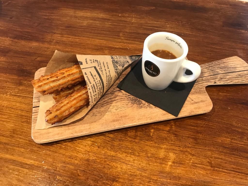 Septimo Arte Gastrobar — Comida y bebida
