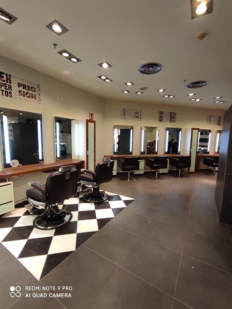 Jean Louis David - Peluqueria Badalona — Interior
