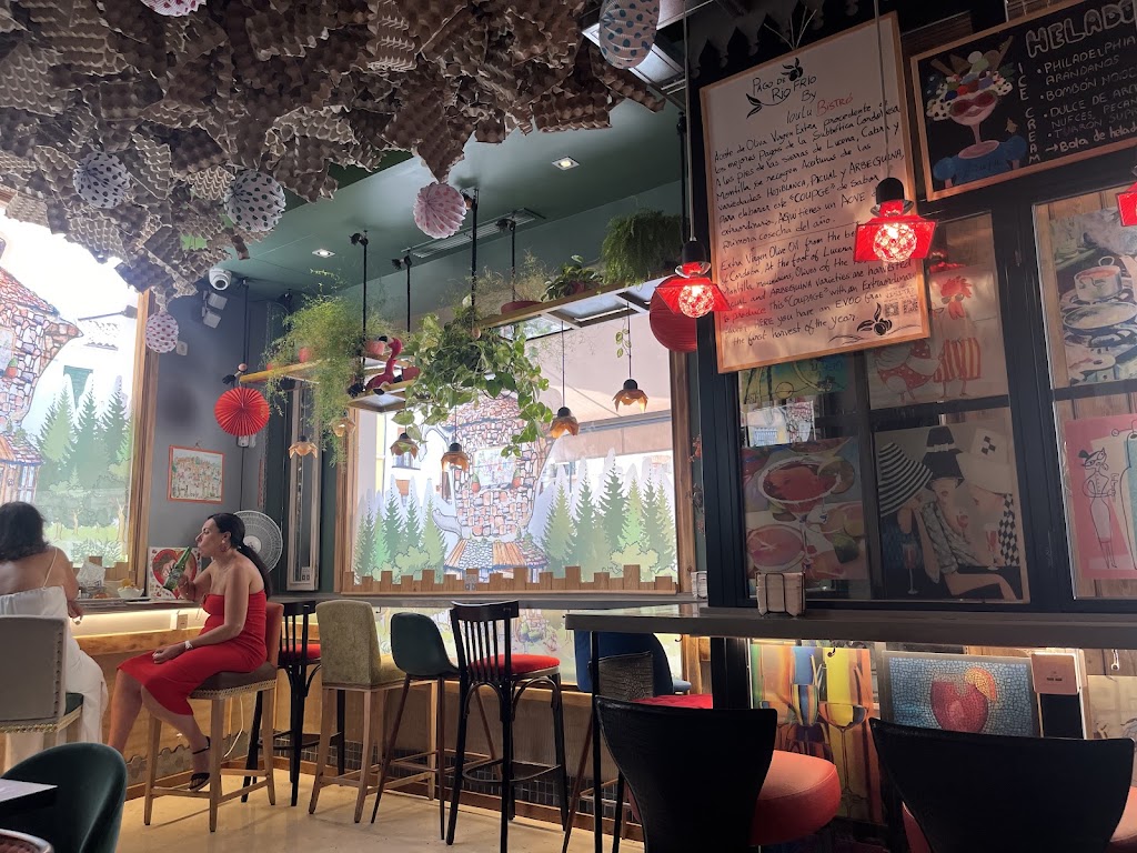 Loulu Bistro — Ambiente