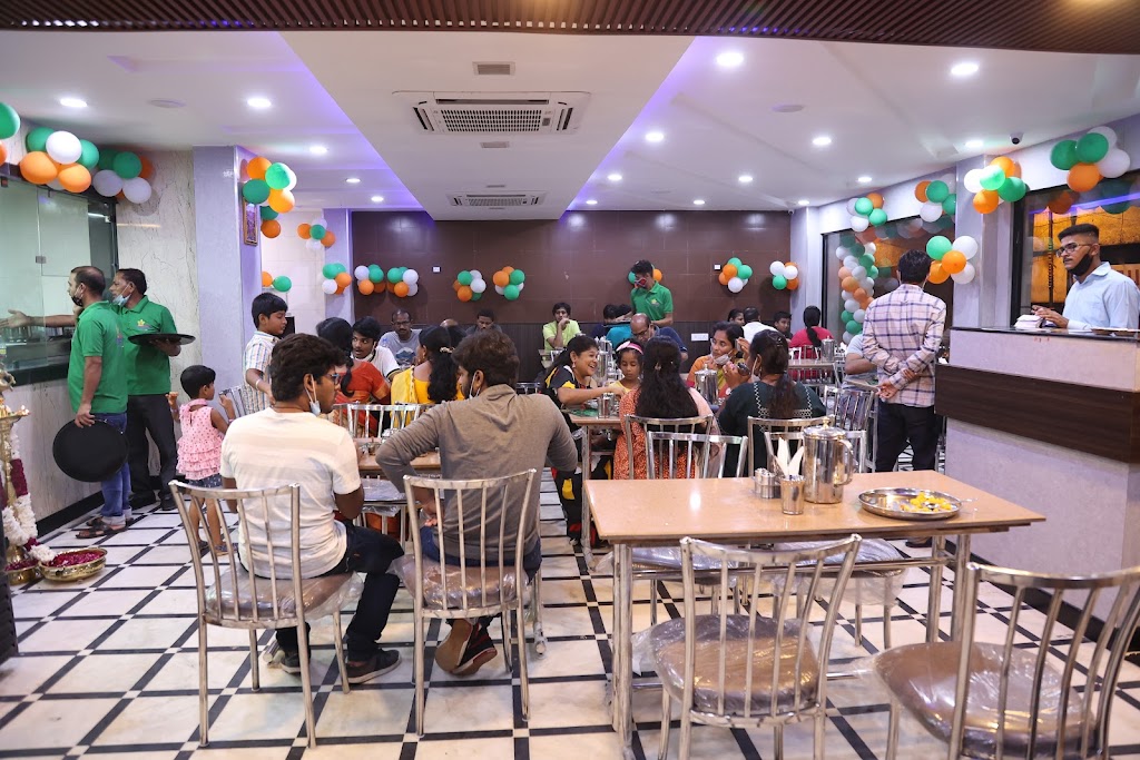 Nellai Annapoorna 0M Sarvana Bhavan