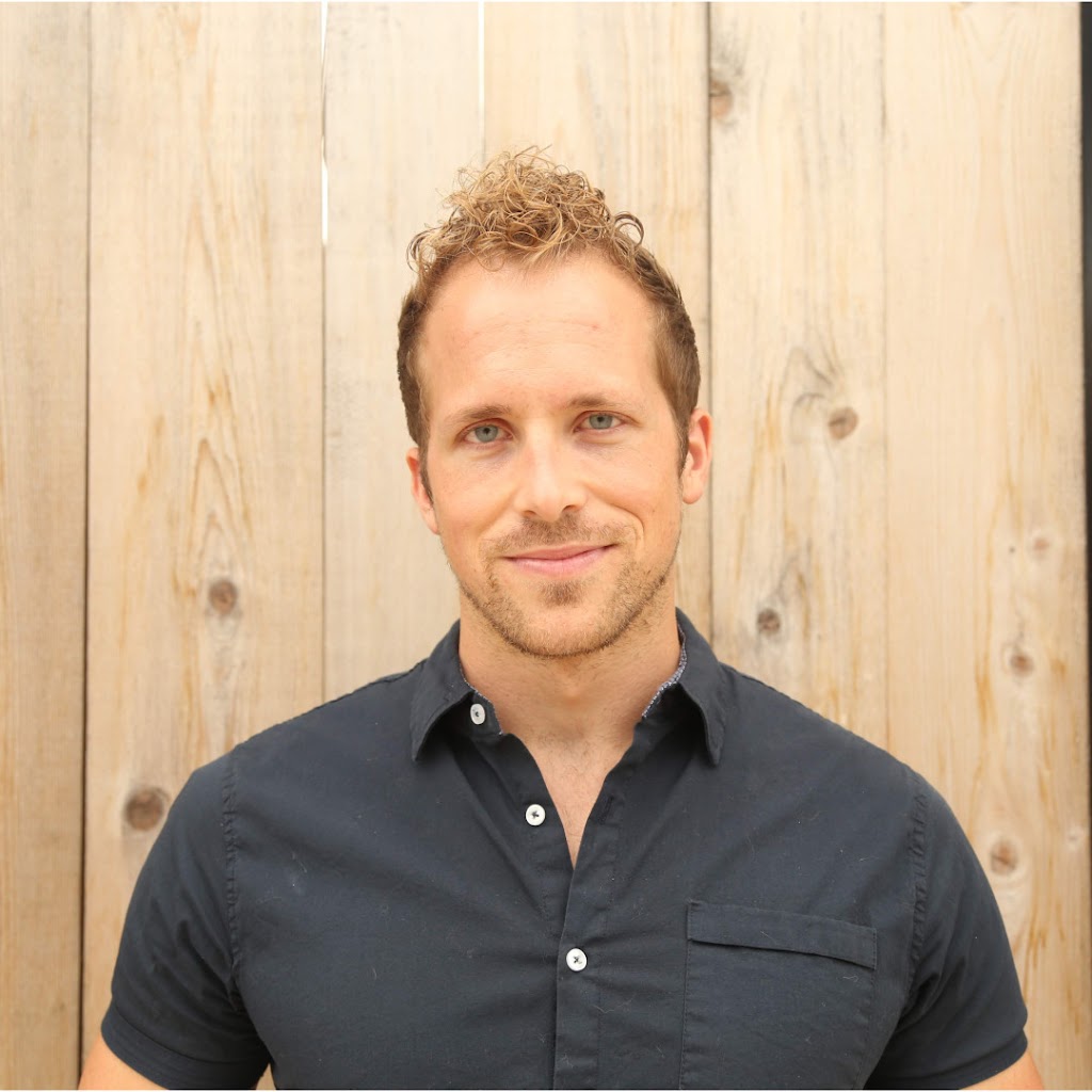  Andrew Gregory Miller