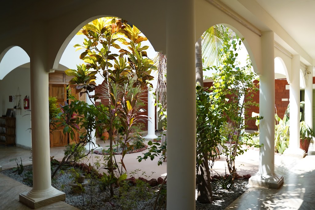Ashiyana Cliff And Beach Resort