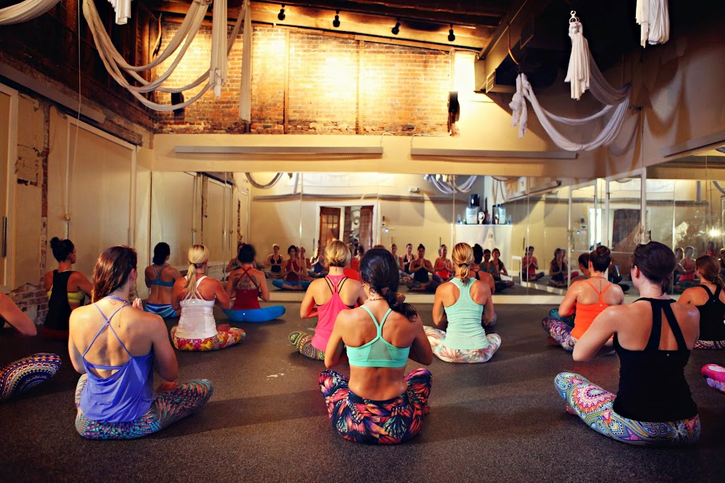  Hot Asana Yoga Studio