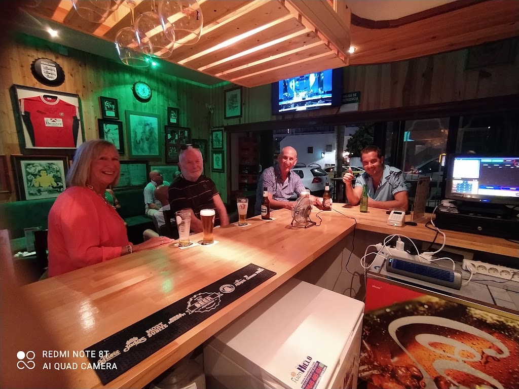 The Green Un Daneku Sports Bar