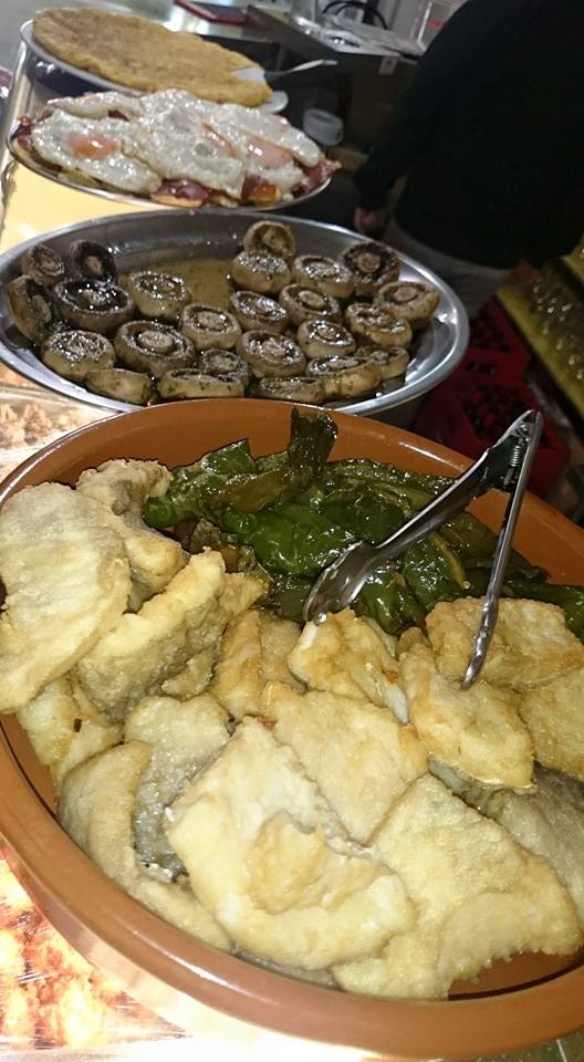 Bar Valverde — Comida y bebida
