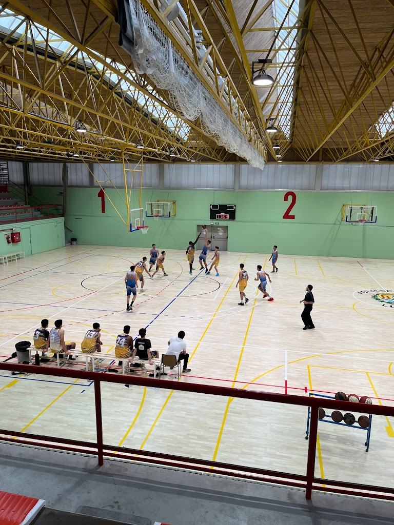 Polideportivo Municipal Llefia