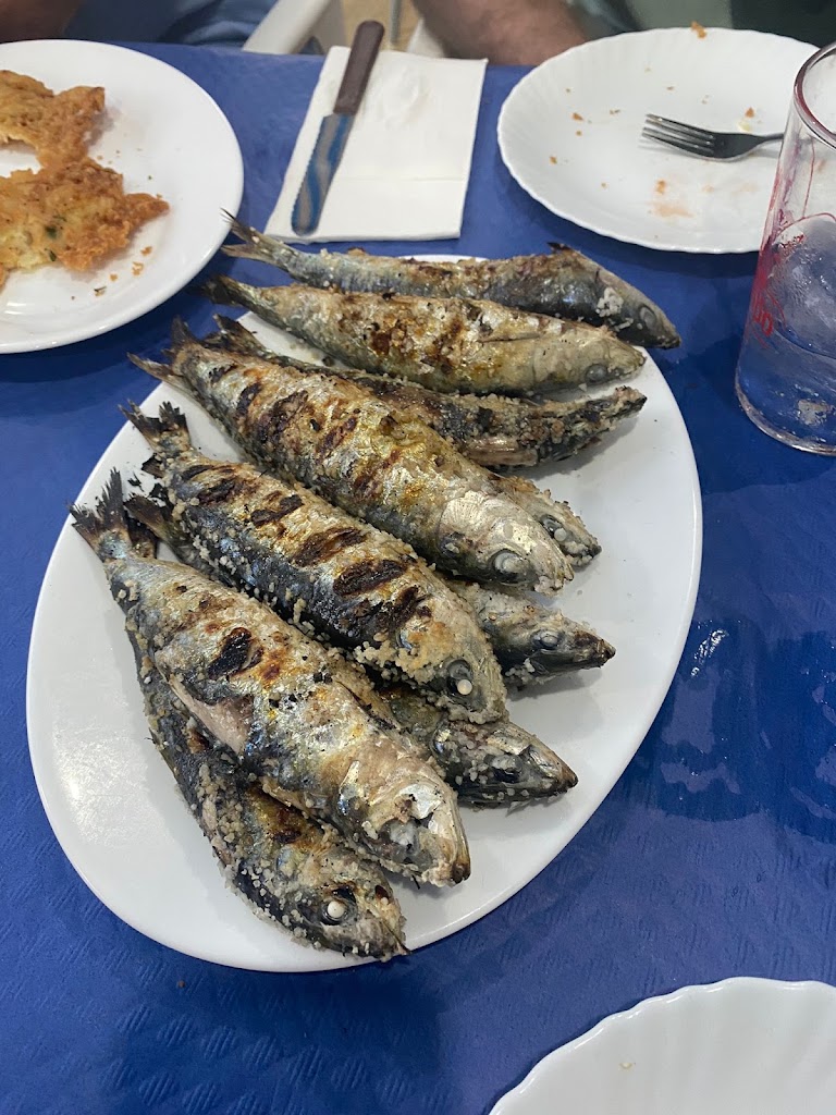Bar "El Paraiso" — Comida y bebida