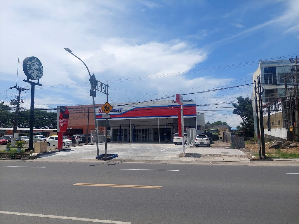 bengkel mobil makassar