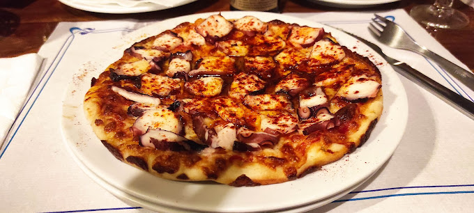 Pizzeria Arcobaleno — Comida y bebida