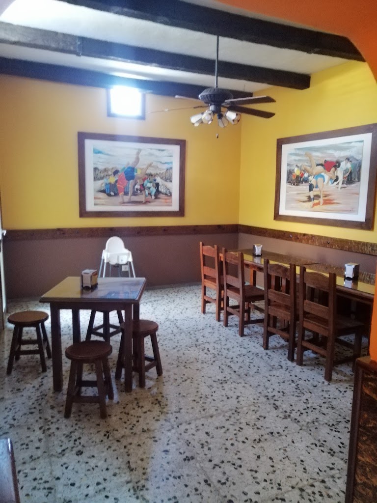 Bar la Luchada — Ambiente