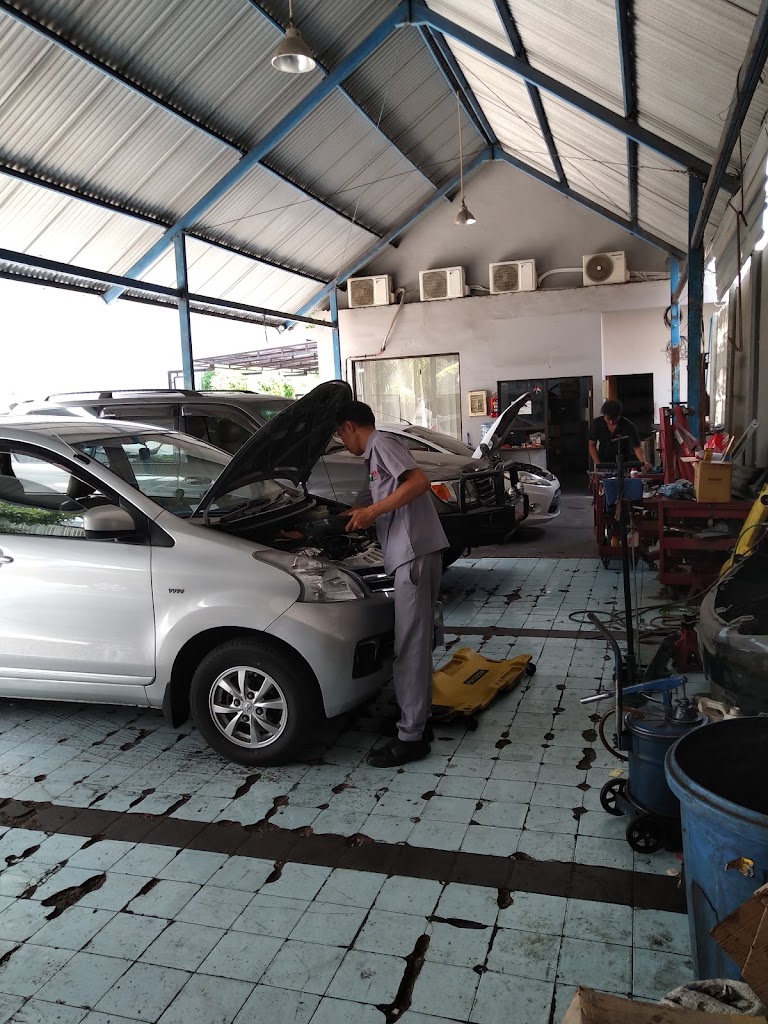 DANACIKA AUTO SERVICE