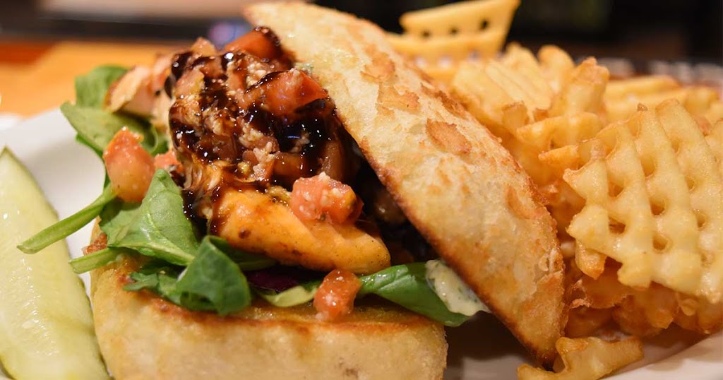  Jug's Hitching Post Saloon & Grill