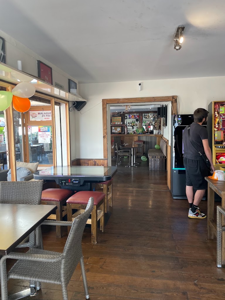 Sam's Sports Bar & Restaurant — Ambiente