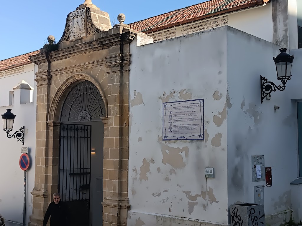 Portada del mercado de abastos de Sanlucar de Barrameda