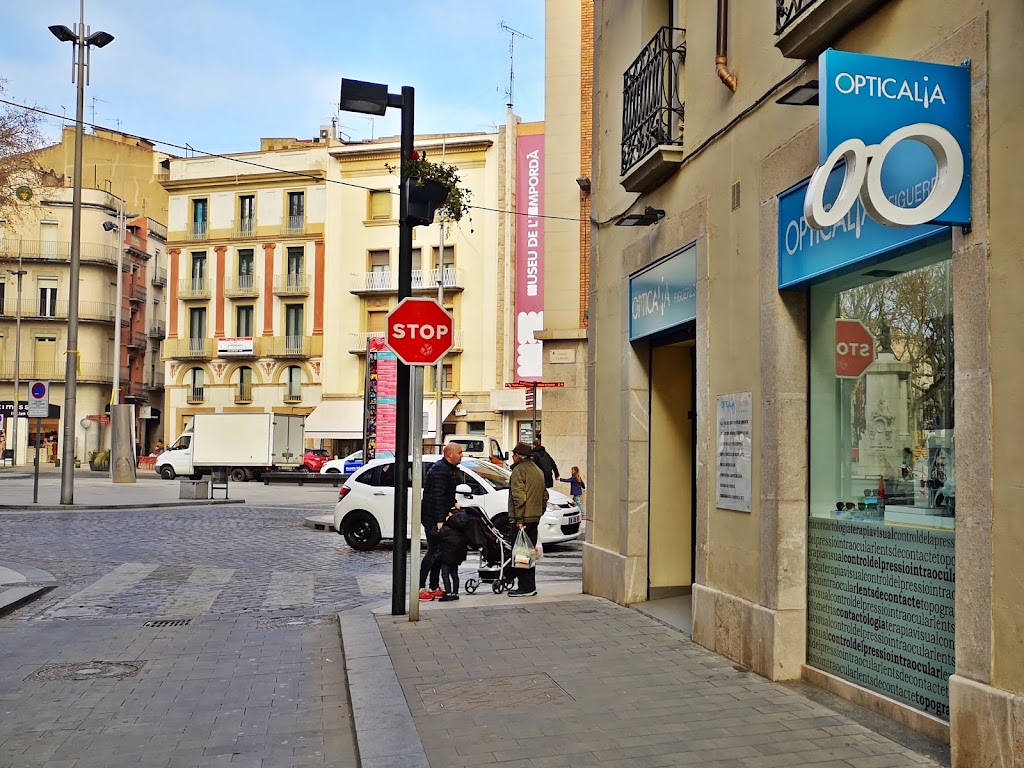 Opticalia Figueres — Del propietario