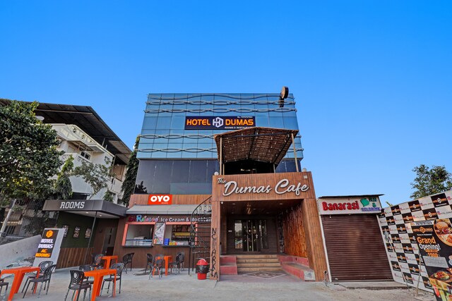 Collection O Hotel Dumas Rooms Restaurant