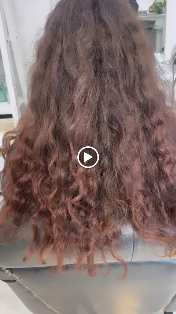SALON DE PELUQUERIA SPAZIO — Del propietario