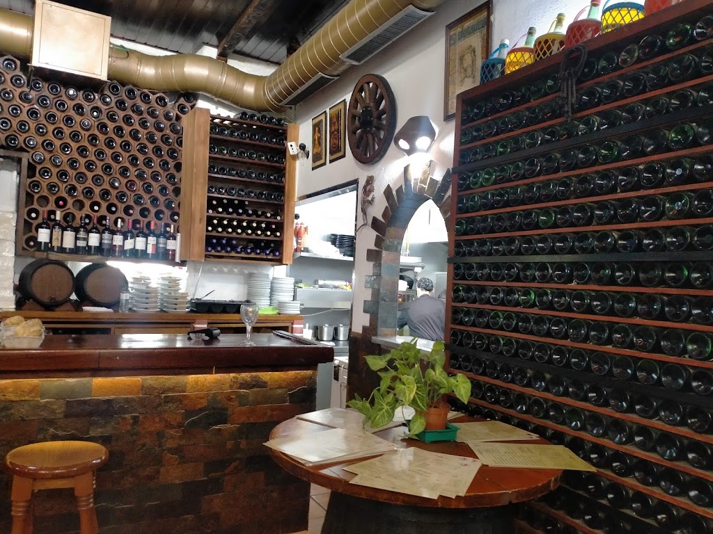 Bodegon Viana — Ambiente