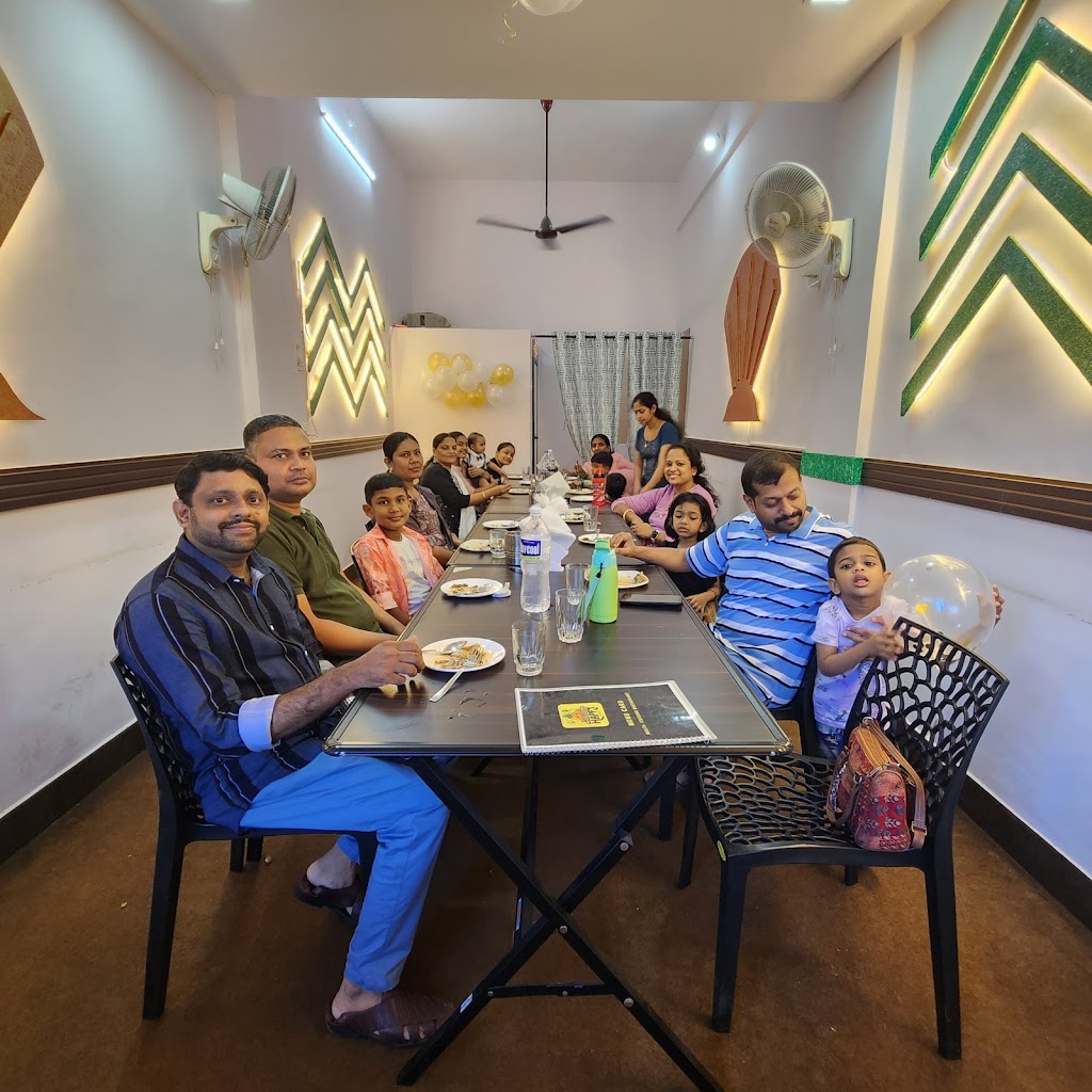 Happy Eats Multicuisine Family Restaurant