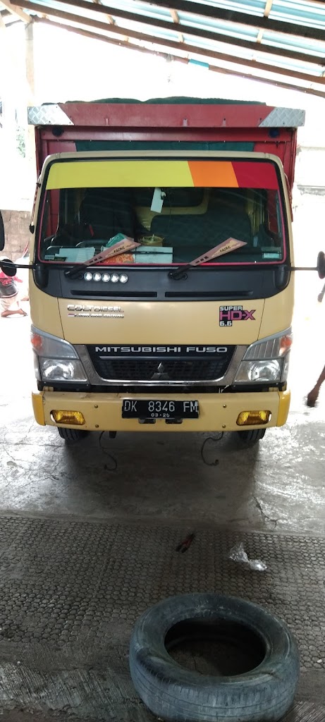 Bengkel Mobil Adi Guna Kerambitan