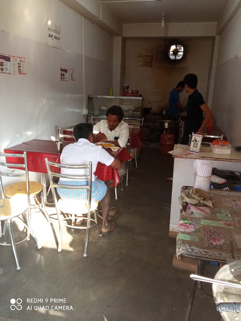 Shahi Fire Chicken Biryani And Barbeque Shavarma Hotel