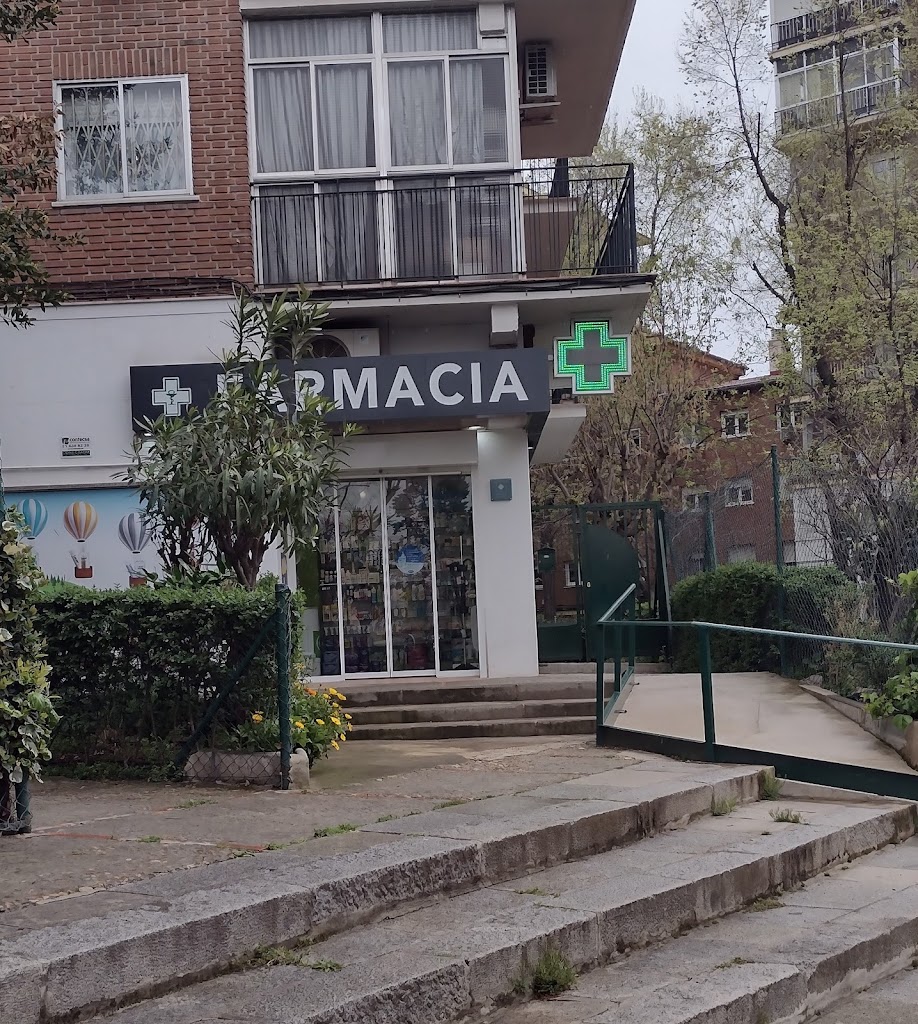 Farmacia Ciudad Lineal - Gda. Patricia Alvarez Calvo